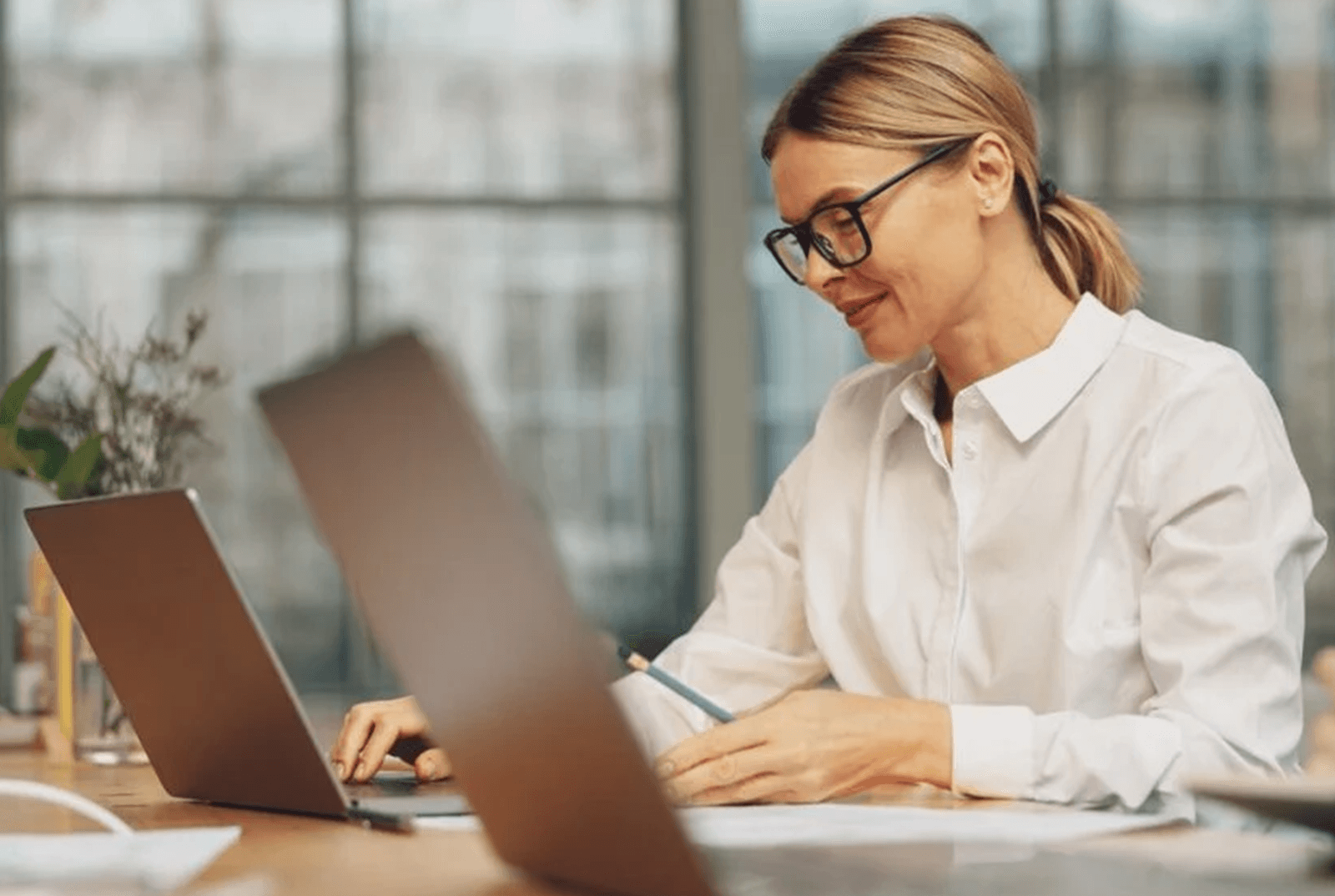 Dijital Dönüşüm Nedir? Faydaları, Zorlukları ve Stratejiler